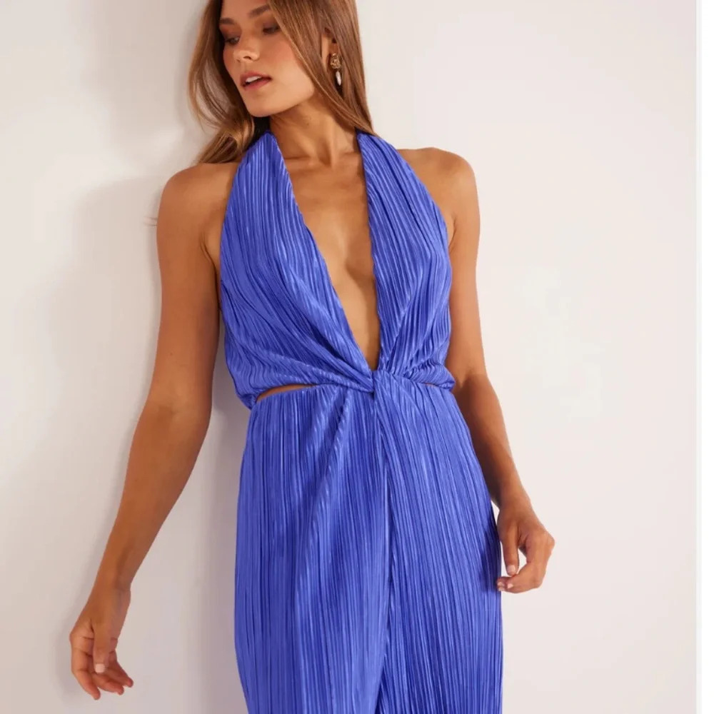 🚩 Final Sale
MINKPINK | Izzy Halter Jumpsuit, Cobalt Blue